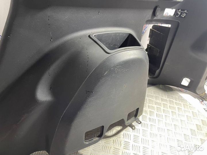 Обшивка багажника Peugeot 4007