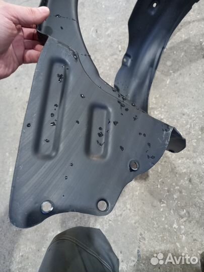 Подкрылок передний правый Лада Веста 2015 - н. в