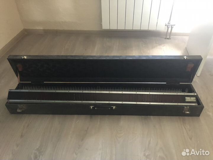 Приставка к вязальной машинке нева