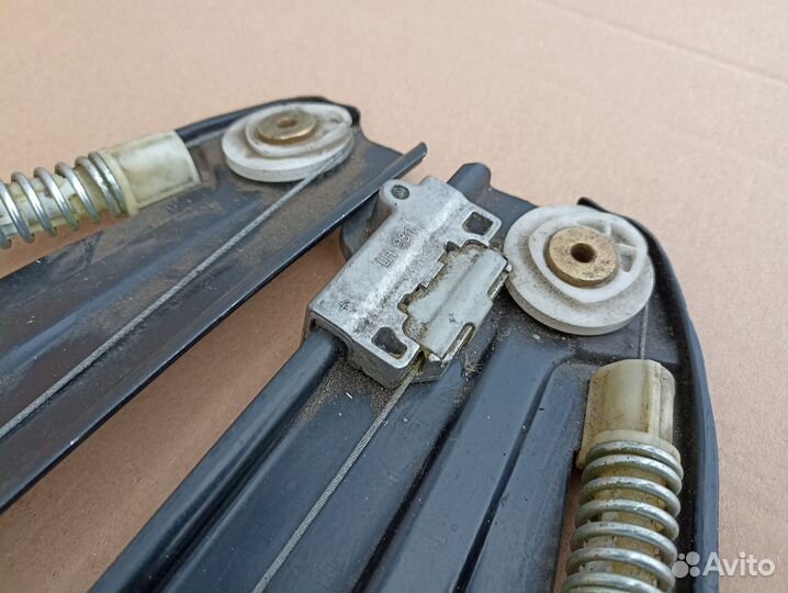 Стеклоподъемник задний BMW E65