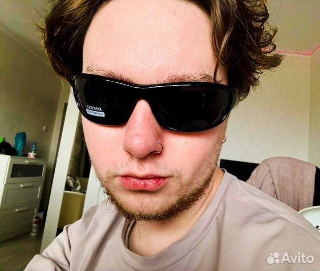 Солнцезащитные очки мужские