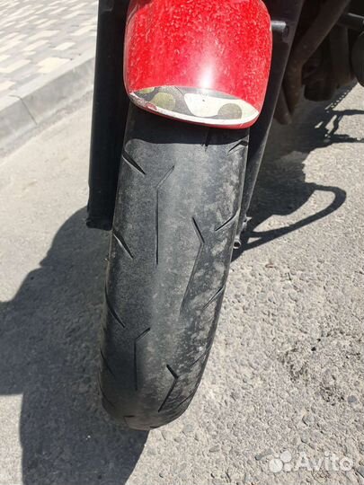 Suzuki gsf-250 Bandit 2-поколение красноголовый