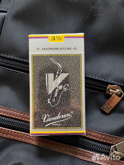 Трости для альт саксофона vandoren v12