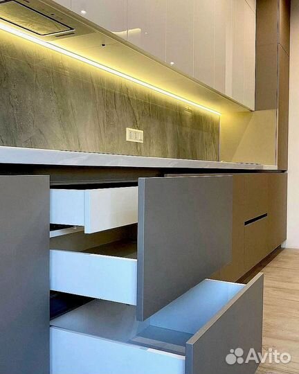 Кухонные гарнитуры на заказ