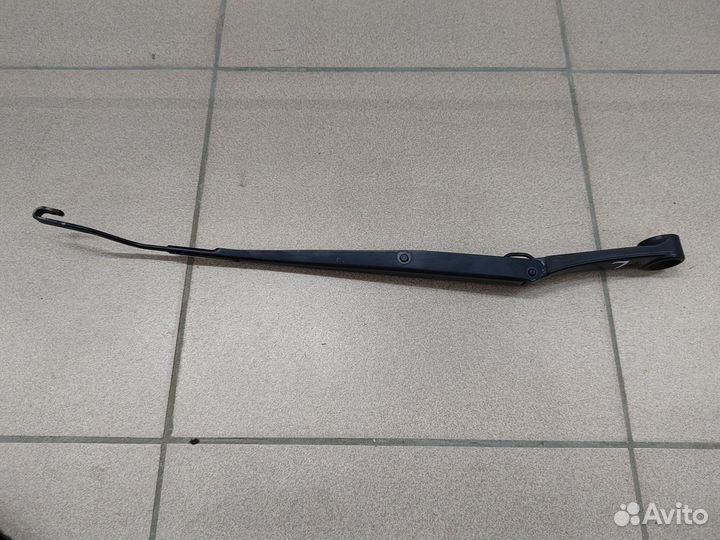 Поводок стеклоочистителя левый Kia Sportage 3 SL