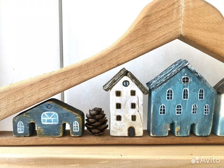 Вешалки с домиками, декор для дома ручной работы