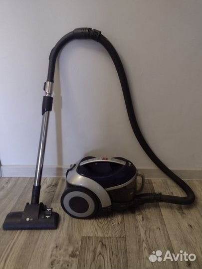 Пылесос LG с моющейся камерой