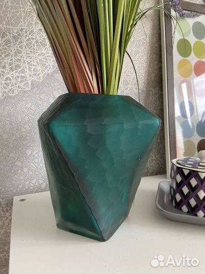 Ваза стекло зеленая