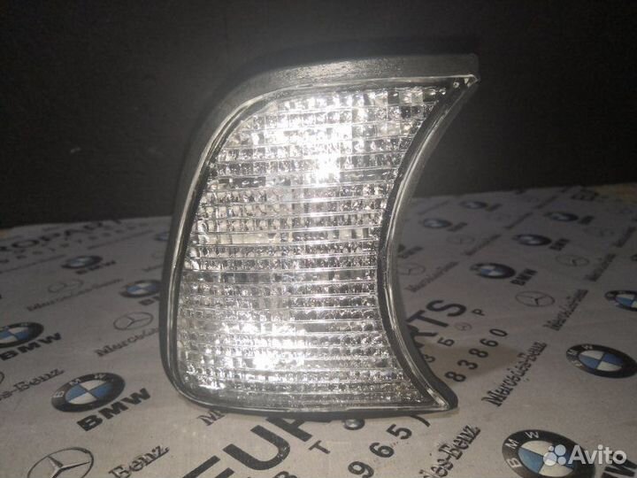 Поворотник правый Bmw 5-Series Е34 M50B25