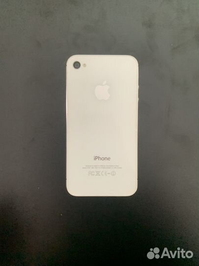 Продам Apple iPhone 4S в белом цвете