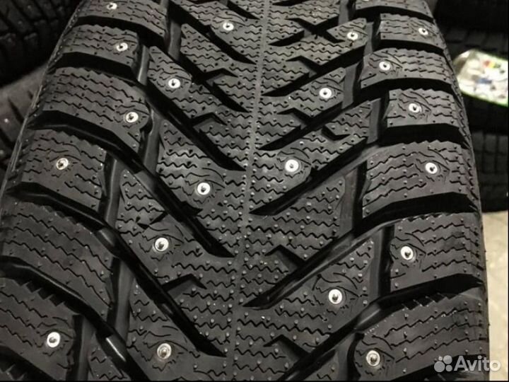 LingLong GreenMax Winter Grip 2 215/55 R17 98T