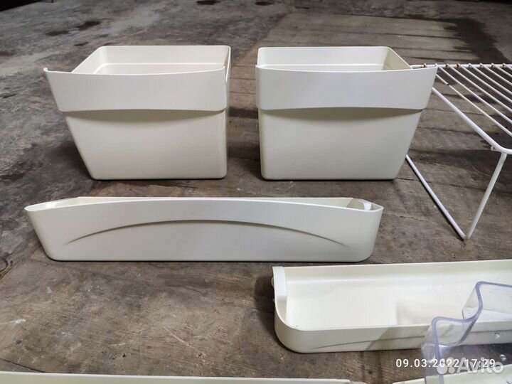 Полки, ящики, ручка для холодильника Indesit, Nord