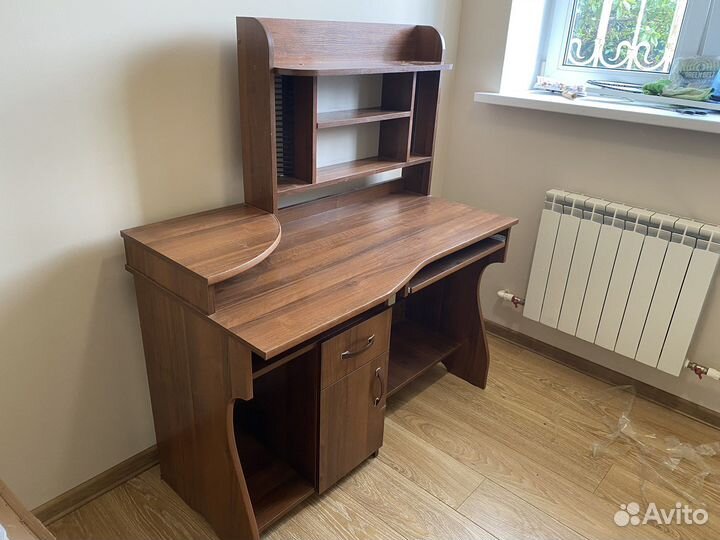 Компьютерный стол бу