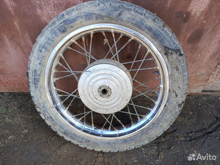 Колесо на мотоцикл иж