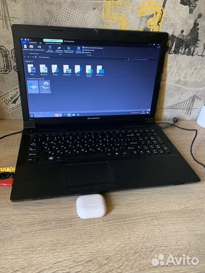 Lenovo b590