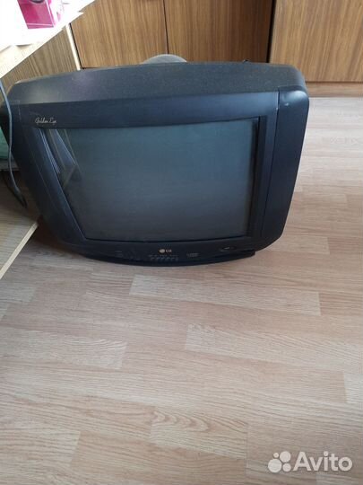 Телевизор lg старый