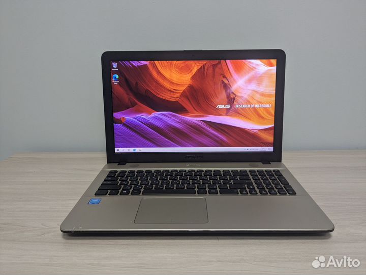 Свежий ноутбук Asus 1000gb/8gb/geforce/4 ядра/15.6