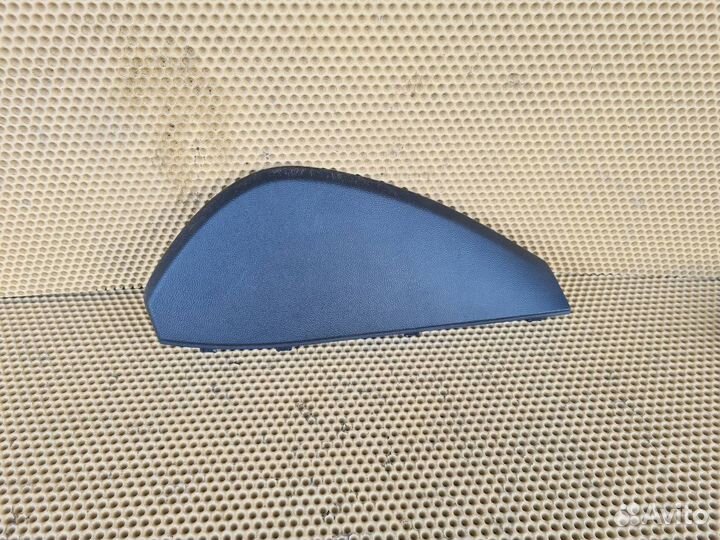 Накладка торпеды передняя левая Infiniti Ex35 Ex25