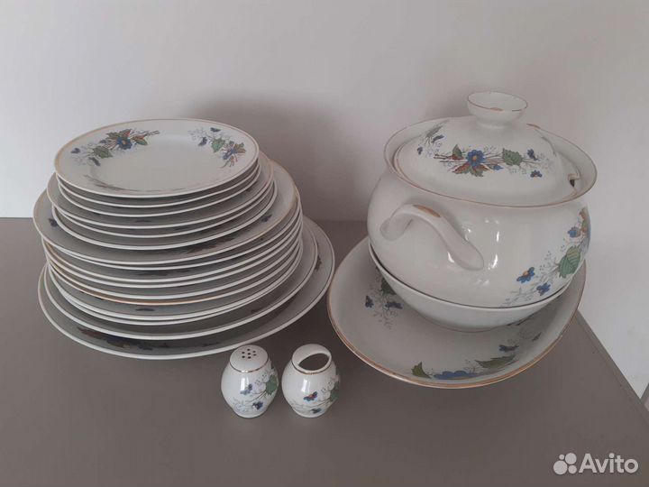 Набор столовой посуды