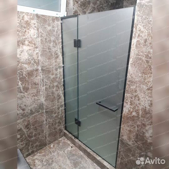 Душевая стеклянная дверь на заказ