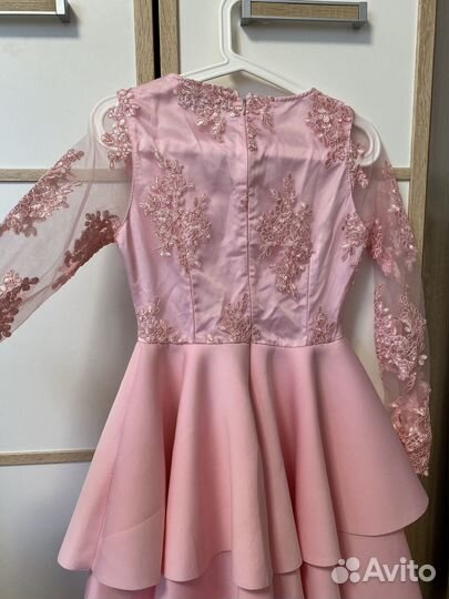 Нарядное платье