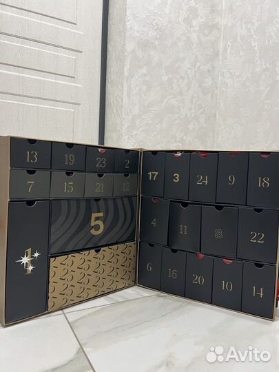 Адвент-календарь Lookfantastic Advent Calendar