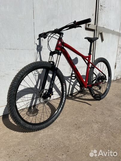 Велосипед GT Avalanche elite 27.5