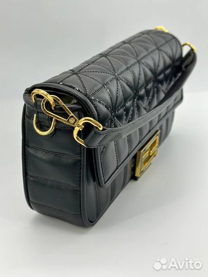 Женская сумка Fendi