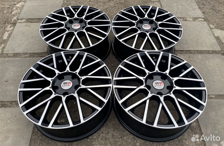 Диски TechLine R17 5х114.3мм/ET40/цо67.1мм