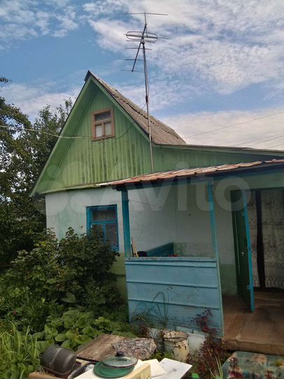 Дом 12 м² на участке 6 сот.