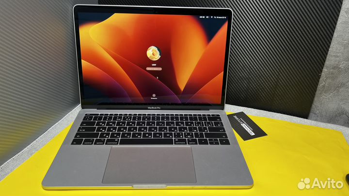 Оригинальный MacBook Pro 13 2017 i5/8gb/512gb