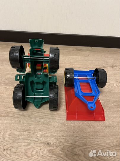 Детский трактор с прицепом