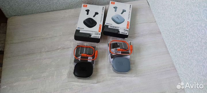 Беспроводные наушники JBL Wave 300TWS