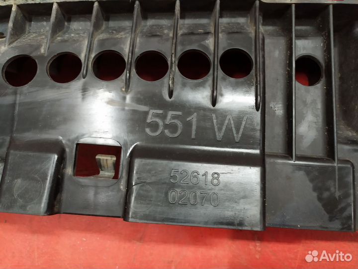 Пыльник переднего бампера Toyota Corolla E160 E170