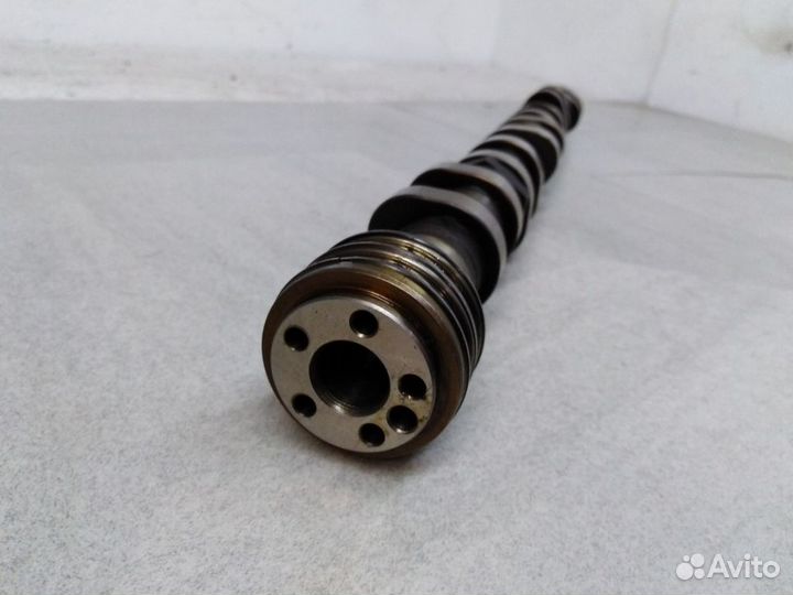 Распредвал выпускной