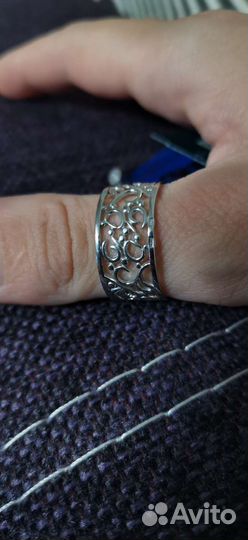 Серебряное кольцо
