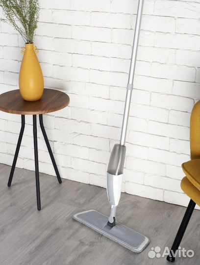 Новая швабра с распылителем