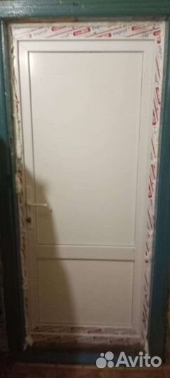 Дверь пластиковая