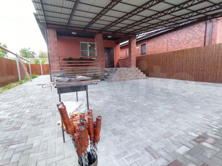 Дом 80 м² на участке 4 сот.