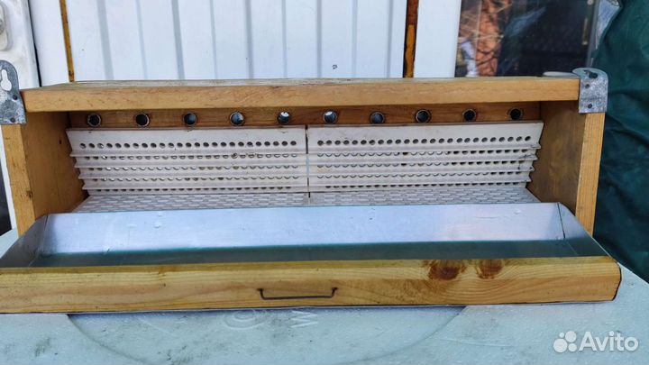 Пасека, Ульи, пчёлоинвентарь