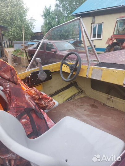 Лодка южанка 2 килевая с мотором сузуки 40 2т