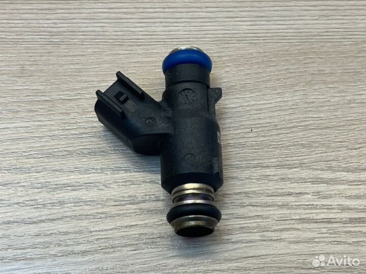 Форсунка топливная LADA X-Ray