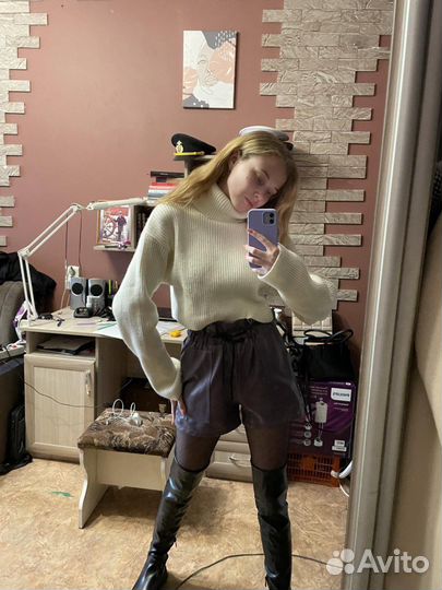 Кожаные шорты