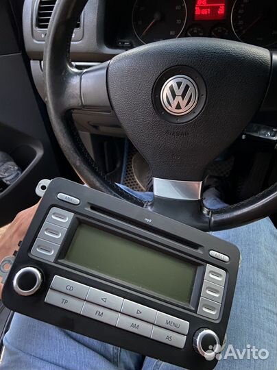 Магнитола RCD 330 VW golf 5/jetta 5