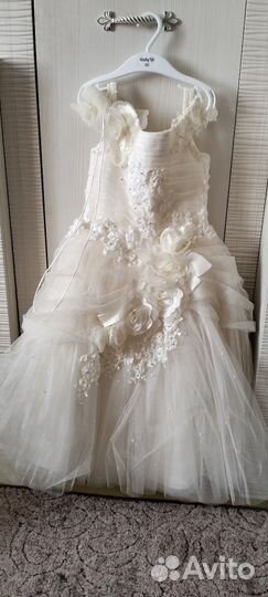 Нарядное платье для девочки