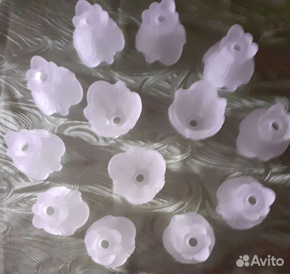 Плафоны матовые для люстры.13 штук