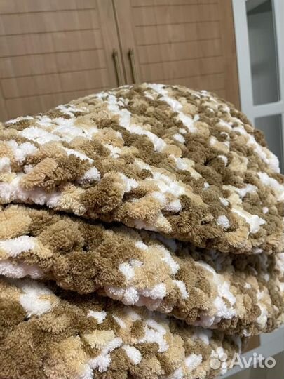 Пледы, изделия ручной работы из пряжи Ализзе Пуффи