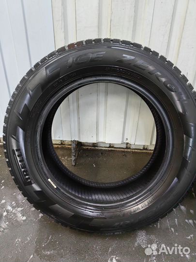 Pirelli Ice Zero 225/60 R17 103T