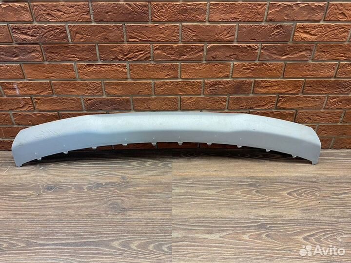 Накладка переднего бампера Kia Carnival 2020+