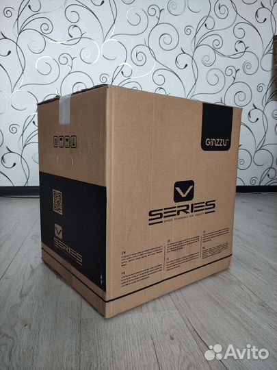 Корпус Ginzzu V400 Белый Аквариум-Кубик